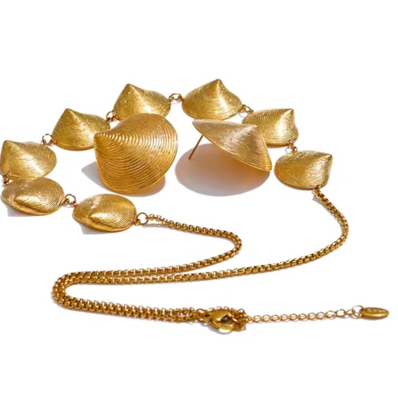 Gold Seashell Statement Necklace & Earring Set – Stainless Steel, PVD plating - Picture 6 of 16